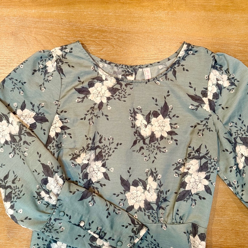 Free People Parker Dress Sage Green White Floral Long Sleeve Mini‎ Size 4